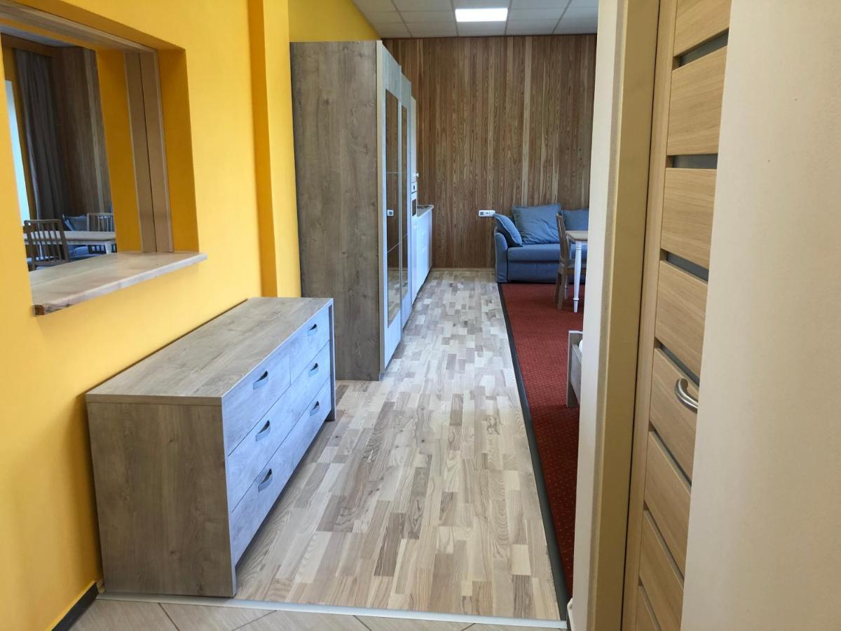 Dnm Inn Korycany Buitenkant foto