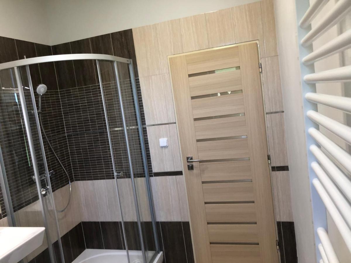 Dnm Inn Korycany Buitenkant foto