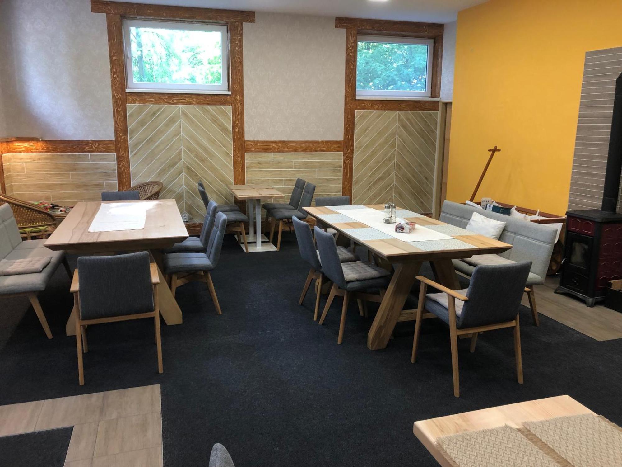 Dnm Inn Korycany Buitenkant foto
