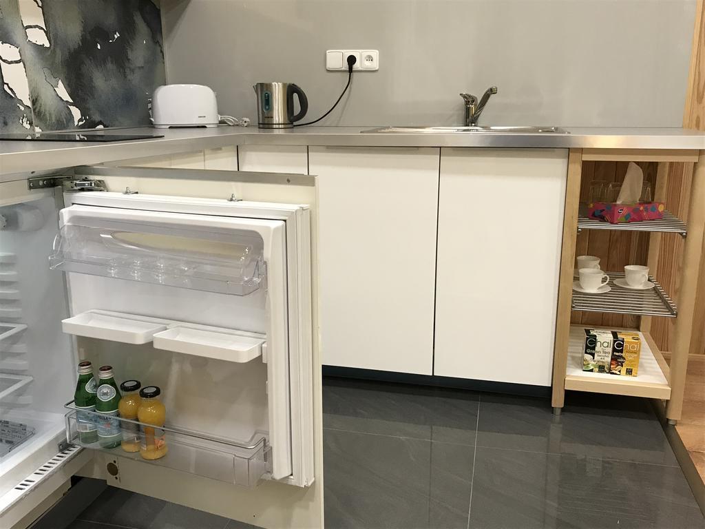 Dnm Inn Korycany Buitenkant foto
