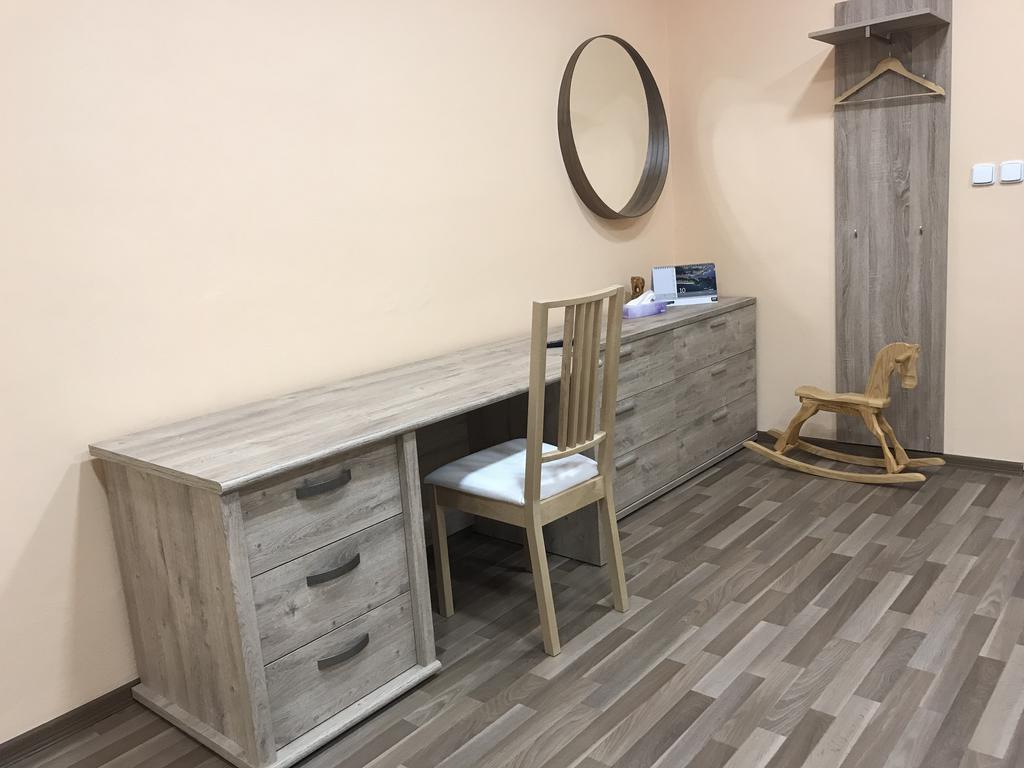 Dnm Inn Korycany Buitenkant foto