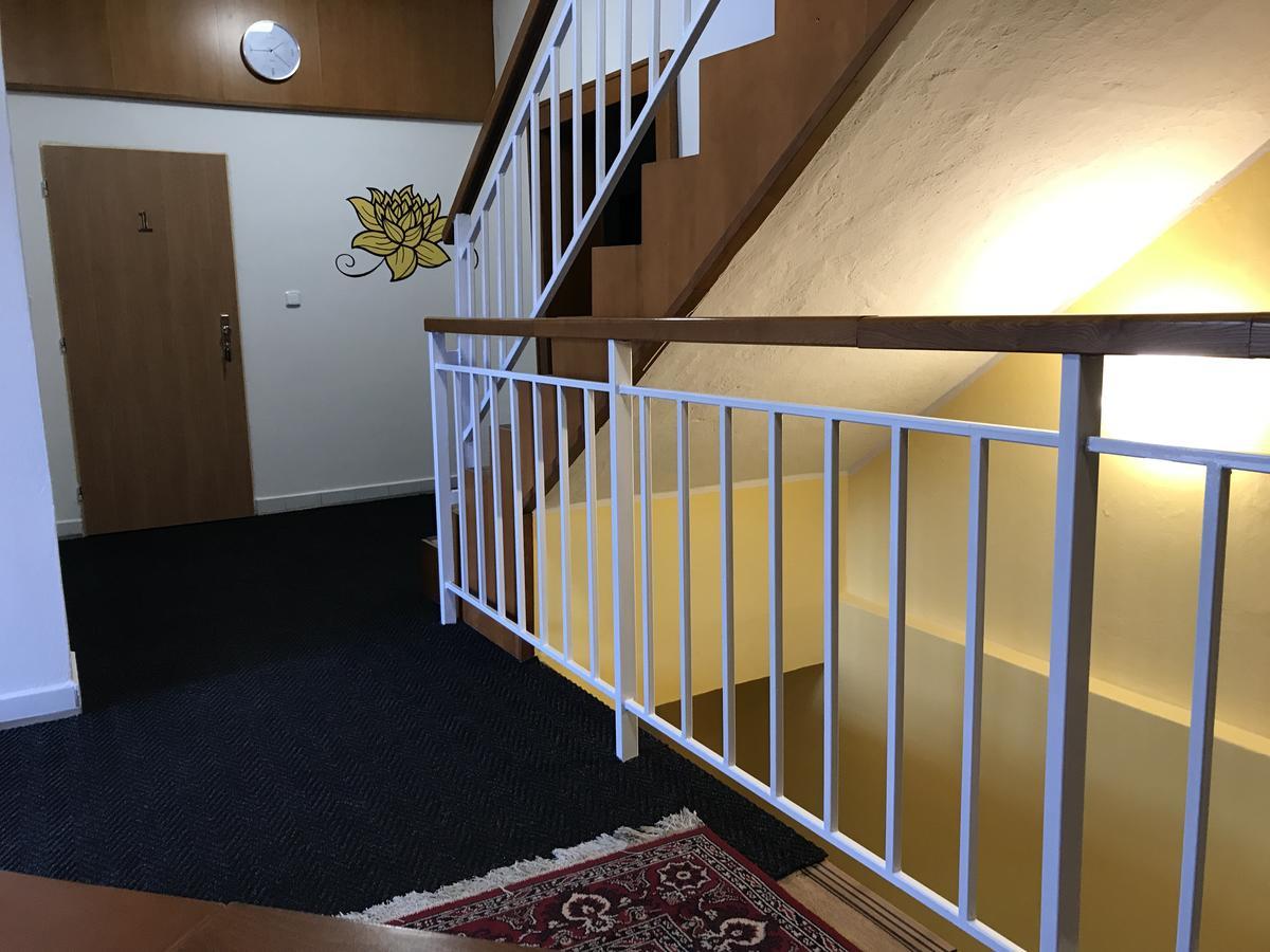 Dnm Inn Korycany Buitenkant foto