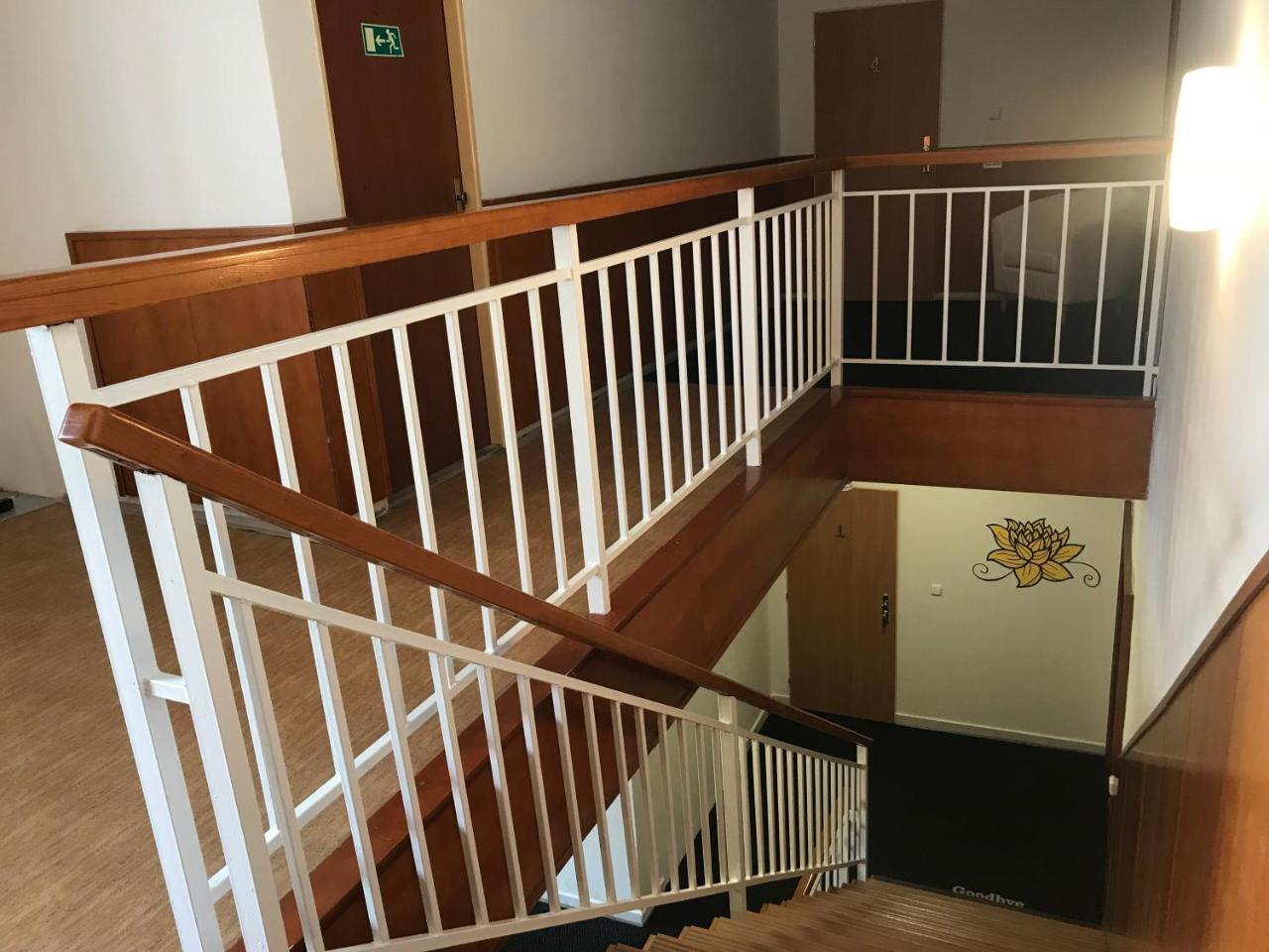 Dnm Inn Korycany Buitenkant foto